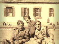 Archivo del Teniente CL Manuel Aguilar Belmonte.  Aguilar (derecha).